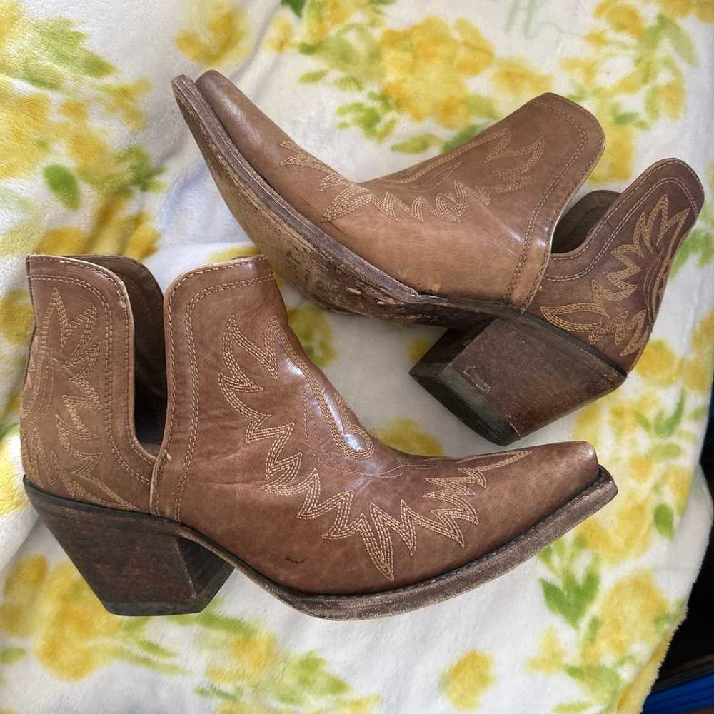 Ariat Dixon booties - image 9