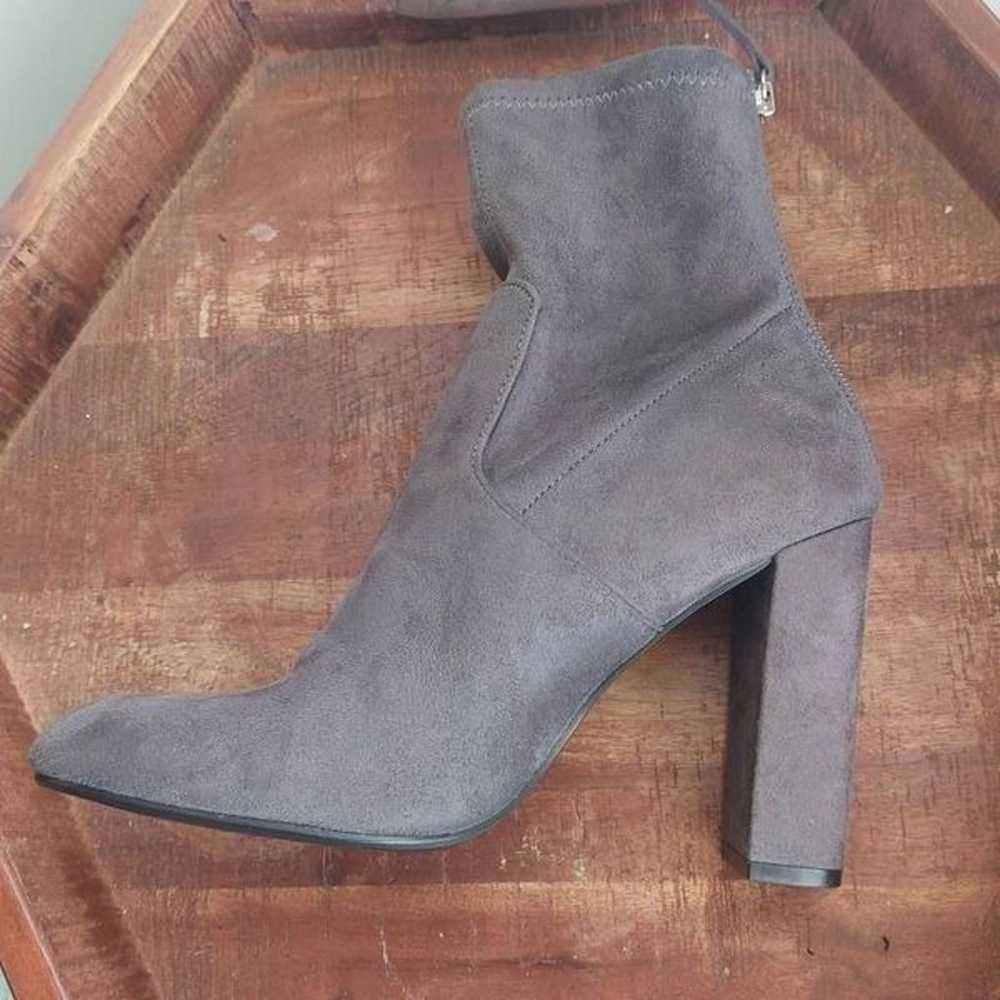 Steve Madden Gray Suede Ankle Boots | Women's Siz… - image 6