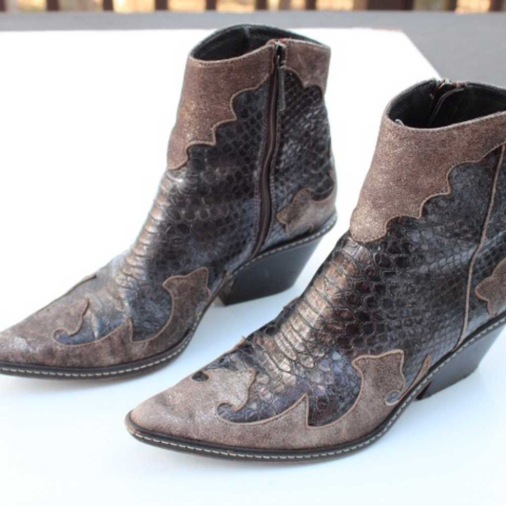 Donald J. Pliner Western boots - image 3