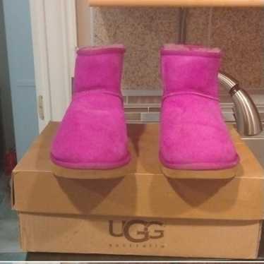 UGG classic Mini boot, worn once, pink