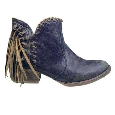 Circle G Corral Women’s Blue Fringe Distressed We… - image 1