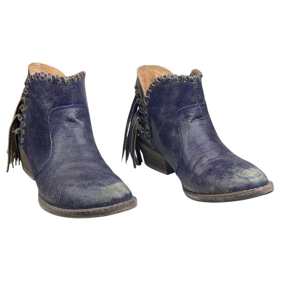 Circle G Corral Women’s Blue Fringe Distressed We… - image 5