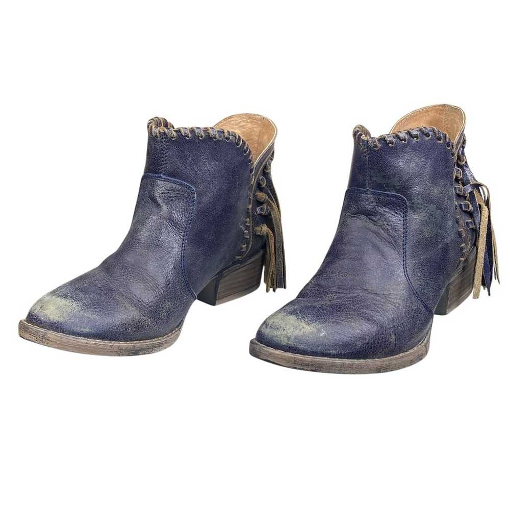 Circle G Corral Women’s Blue Fringe Distressed We… - image 6