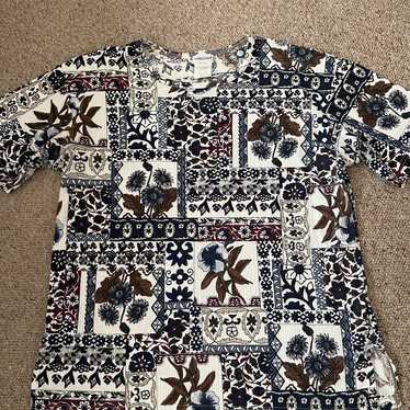 Ladies large navy & brown floral top - image 1