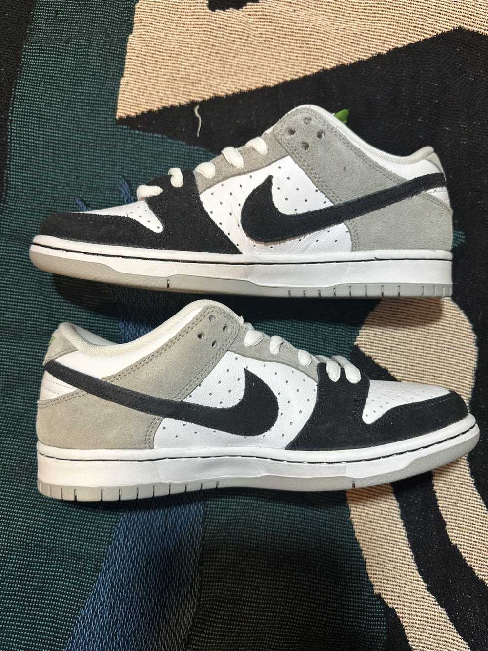 Nike Nike SB Dunk Low Chlorophyll - image 3