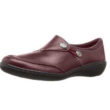 Clarks Women's Ashland Lane Q Burgundy Slip-On Loa