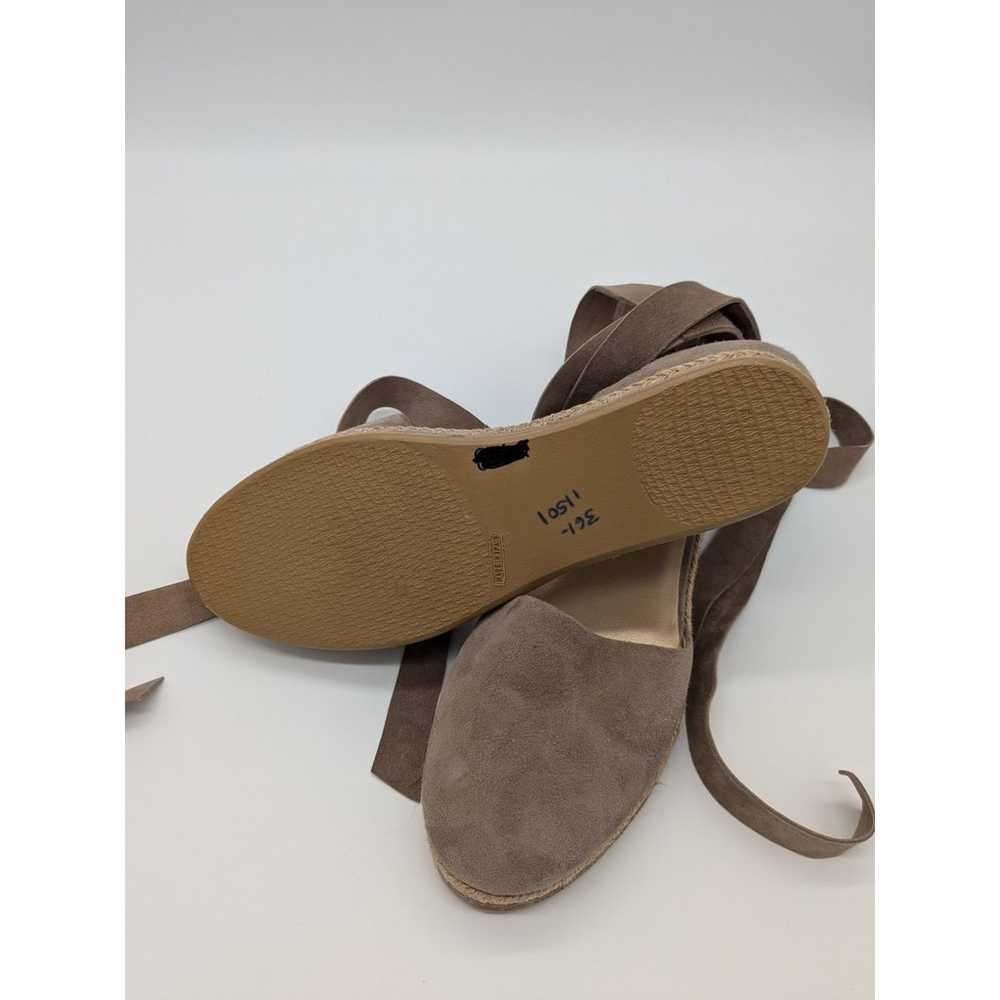 Stuart Weitzman FLAT Sandal Suede Sz 6 SPAIN $398… - image 6