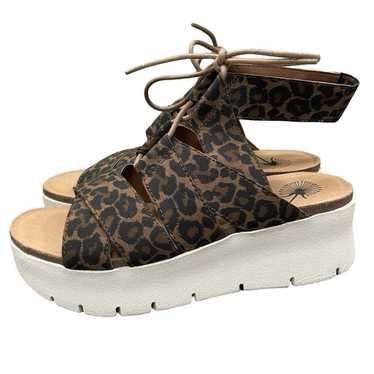 OTBT California Sandal Leopard Print Size 7 - image 1