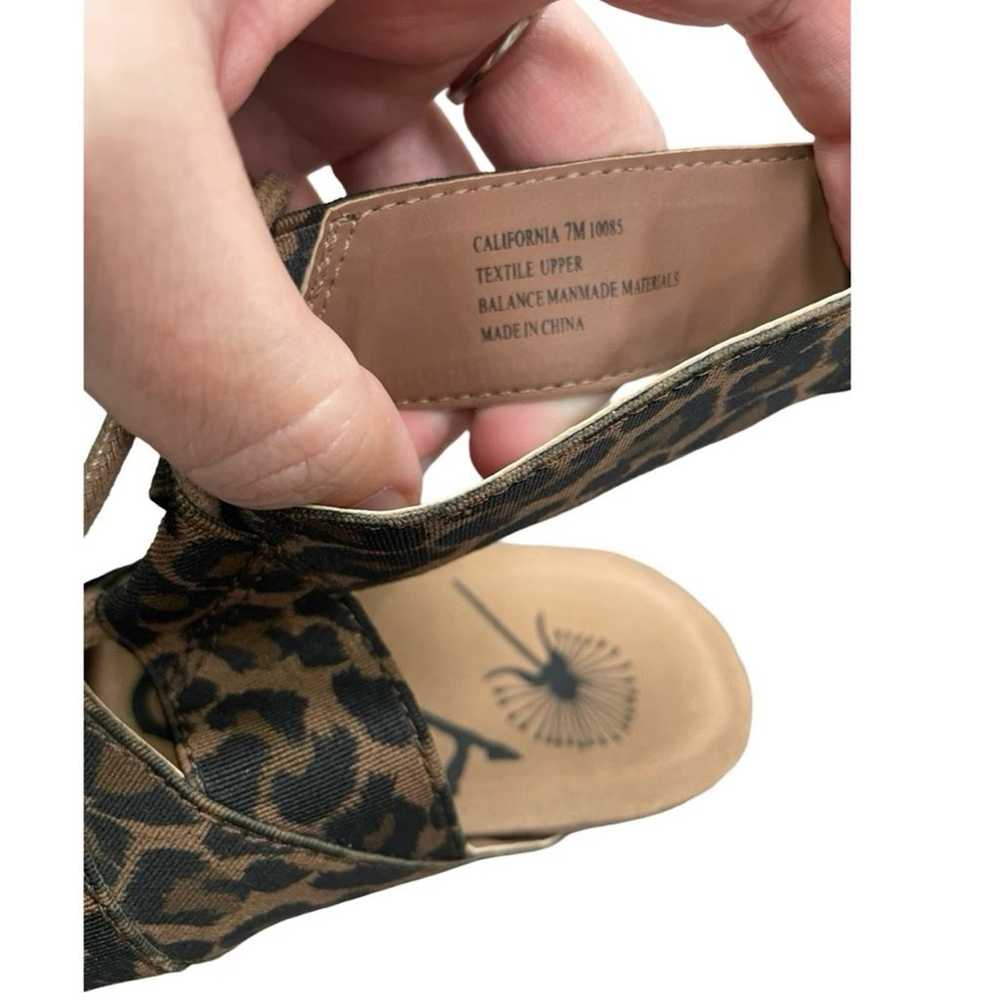 OTBT California Sandal Leopard Print Size 7 - image 8