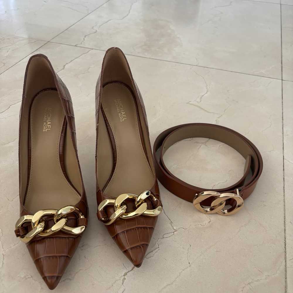 Michael kors pump shoes and matching belt - image 1