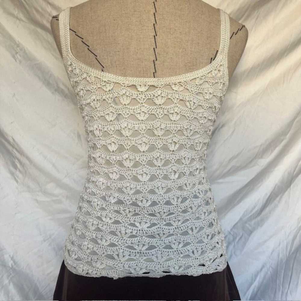 Adorable knit top with beaded detail - image 5