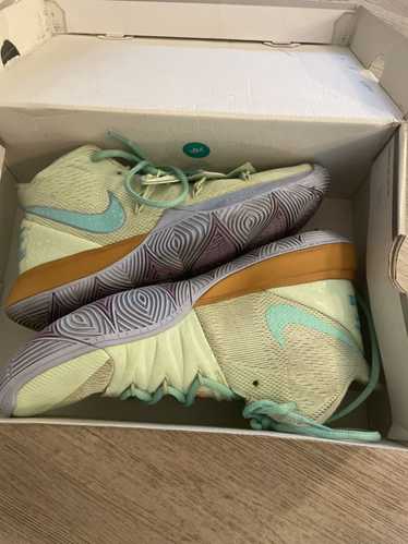 Nike Kyrie 5 squidward size 8