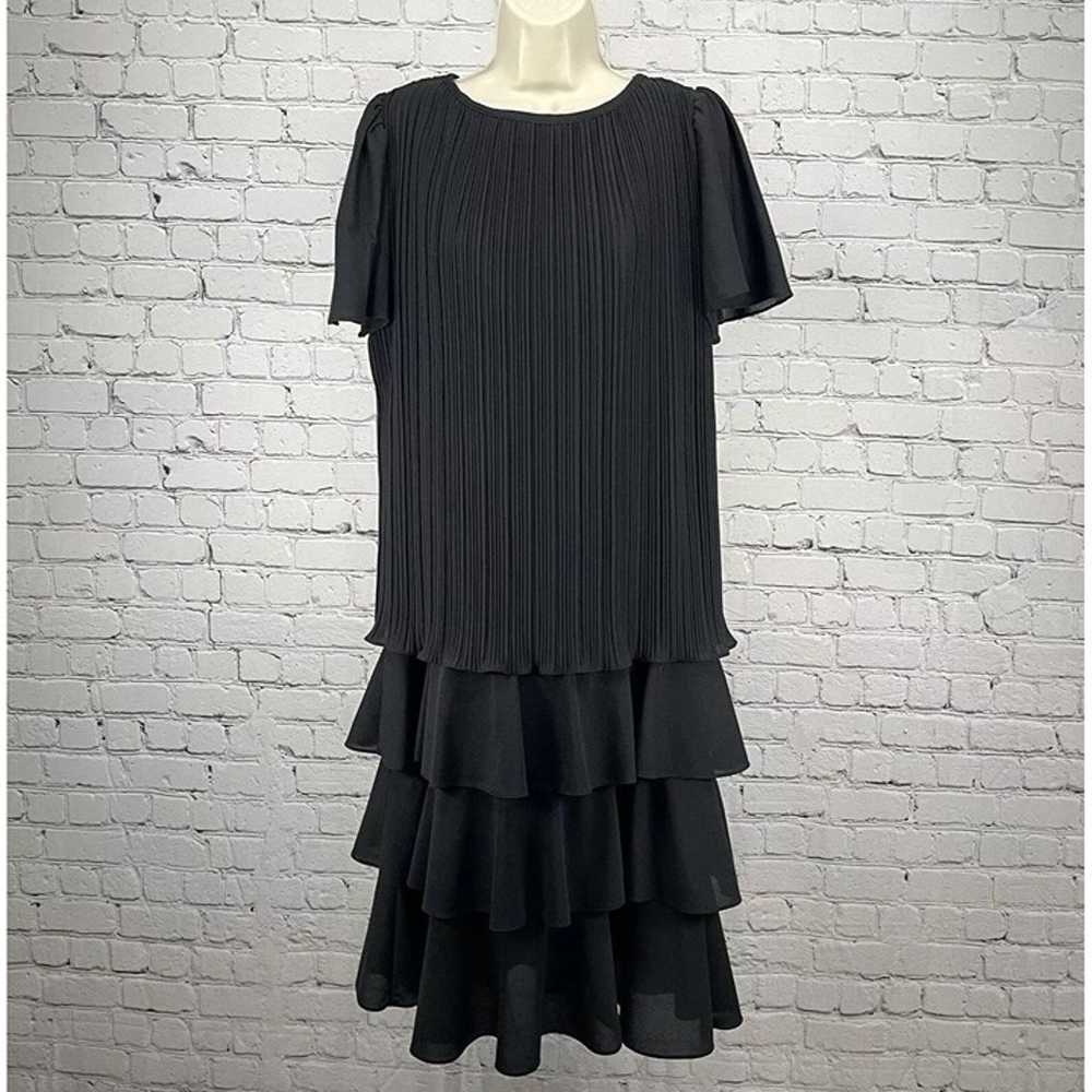 VTG Good Times Black Shift Dress Flutter Sleeve F… - image 1