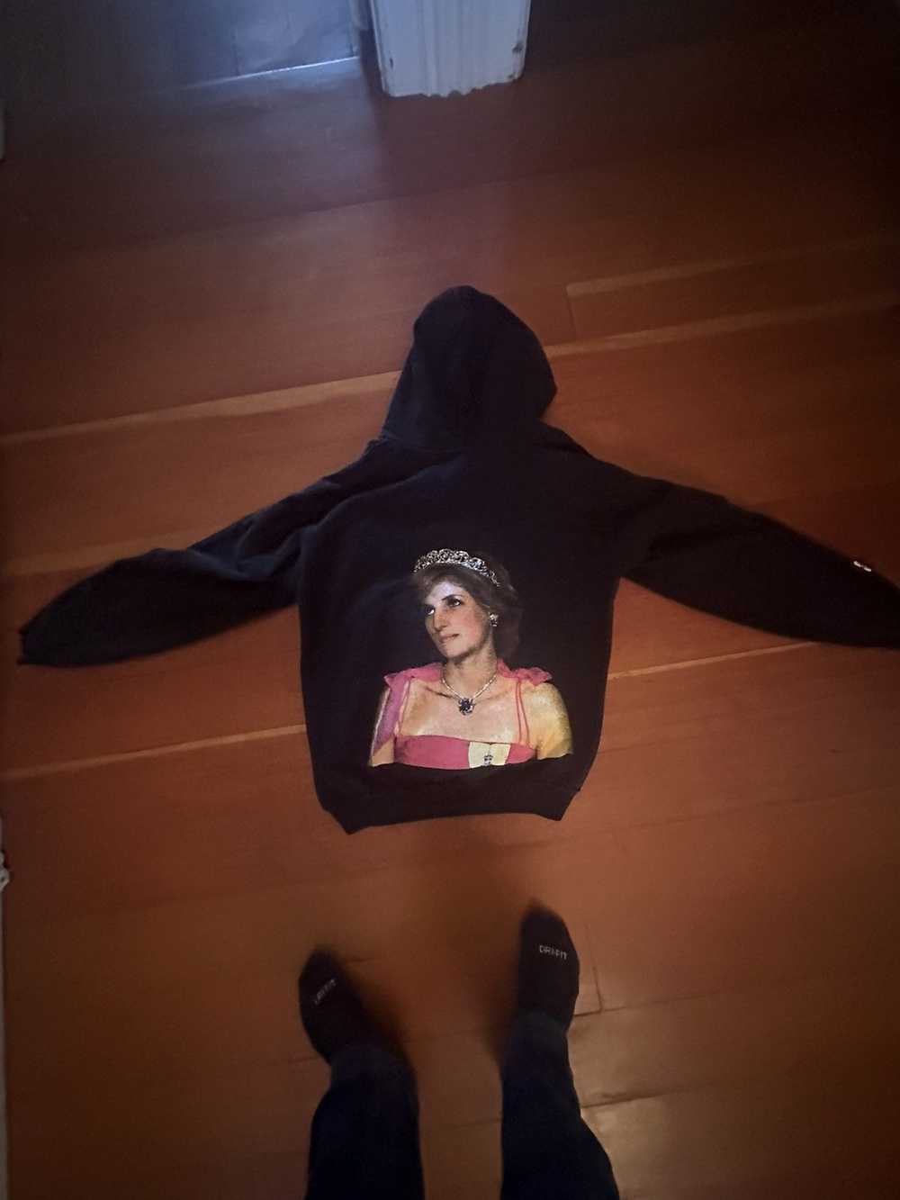 Syndicate Princess Diana Hoodie Large Zipup - image 6