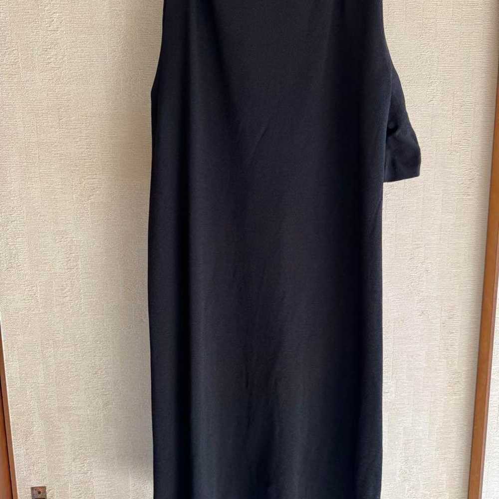 Black short-sleeve dress (US - S) - image 1