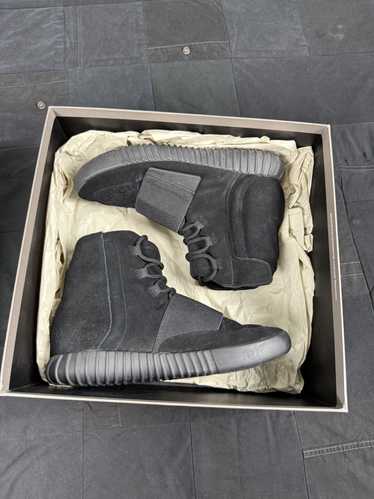 Adidas × Yeezy Season Yeezy Boost 750