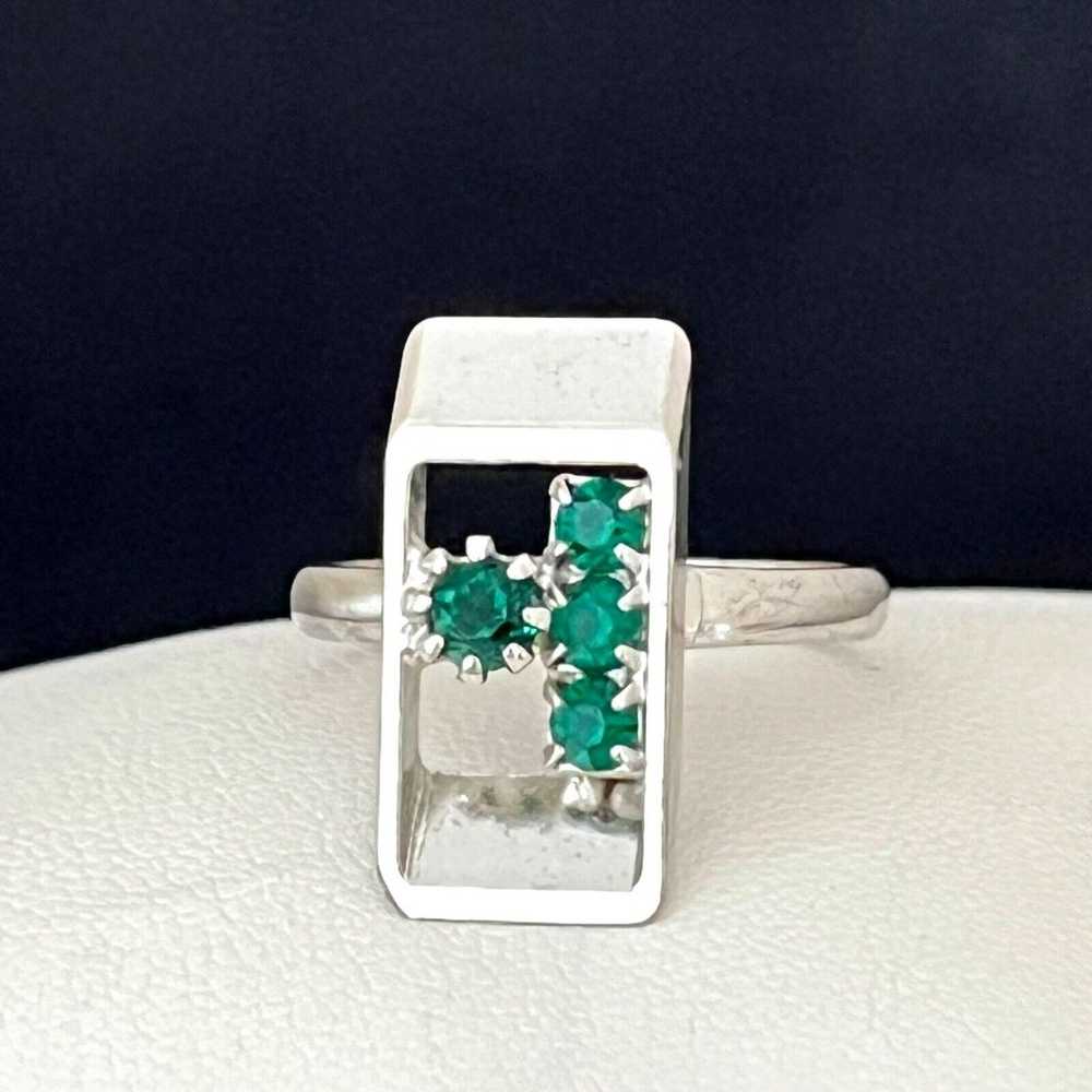 Vintage Ring Silver Tone Prong Set Green Rhinesto… - image 1