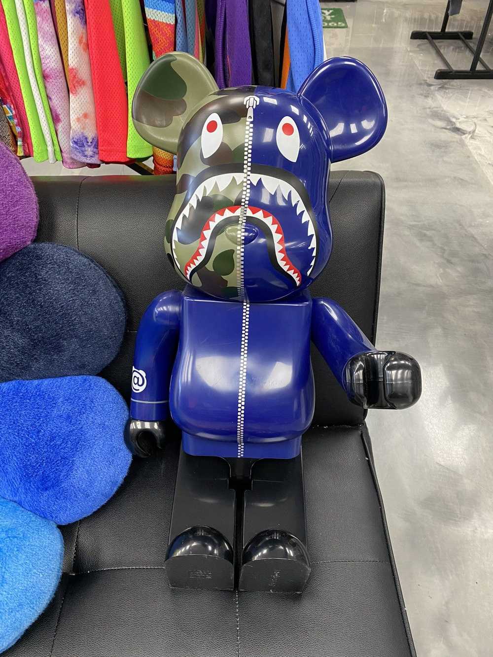 Bape × Medicom Bearbrick Bearbrick x bape shark n… - image 12