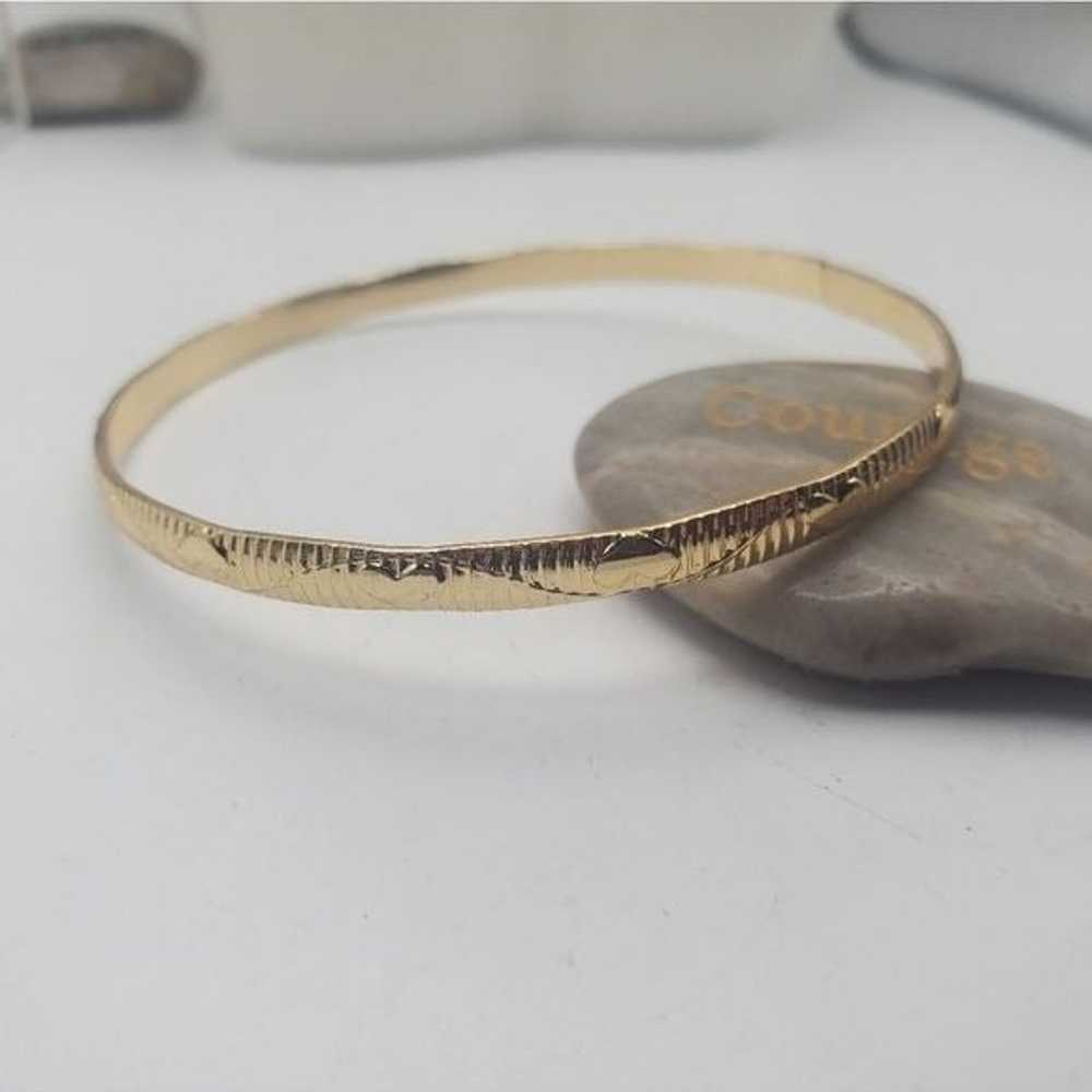 Hearts quest gold toned bracelet well made jewelr… - image 1