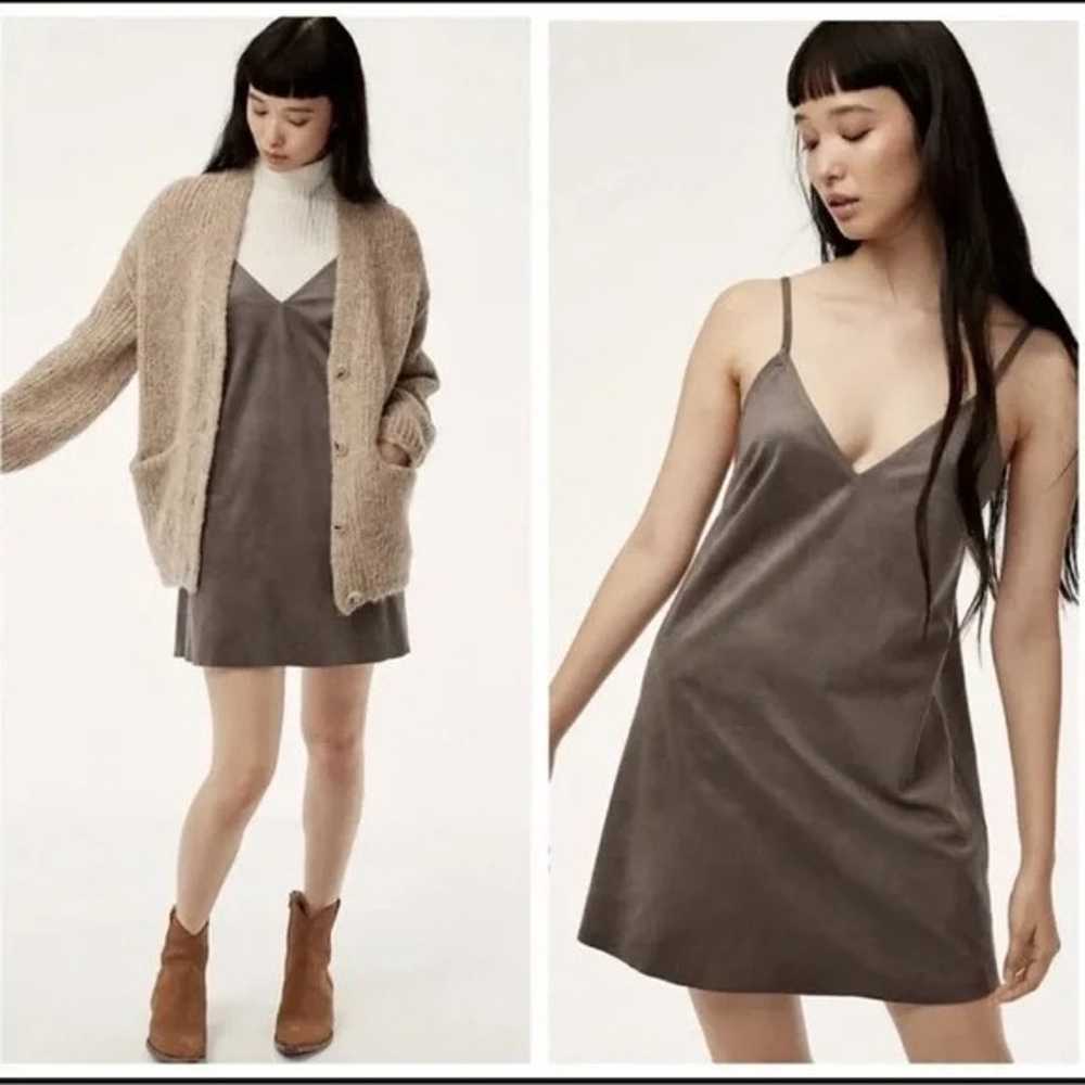 Aritzia Wilfred Free Vivienne Gray Suede Mini Tan… - image 1