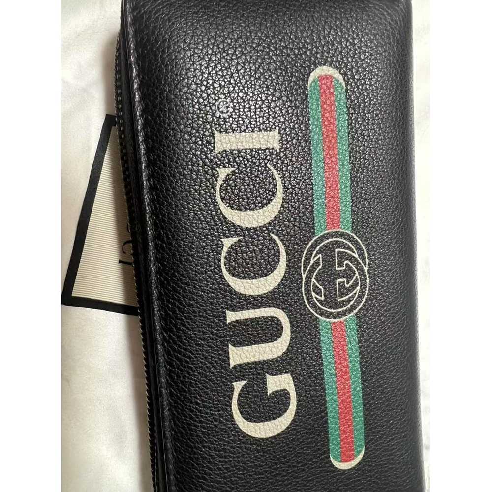 Gucci Leather wallet - image 2