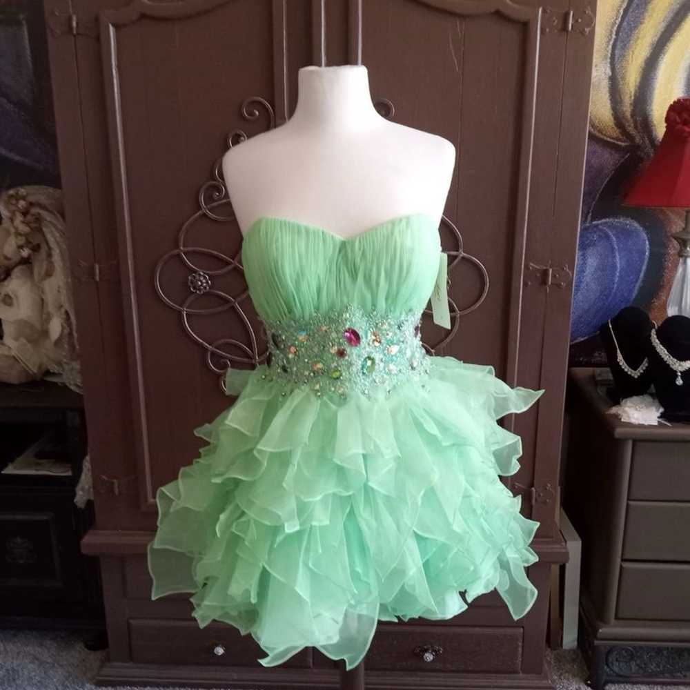 Neon green tinkerbell prom dress - image 6