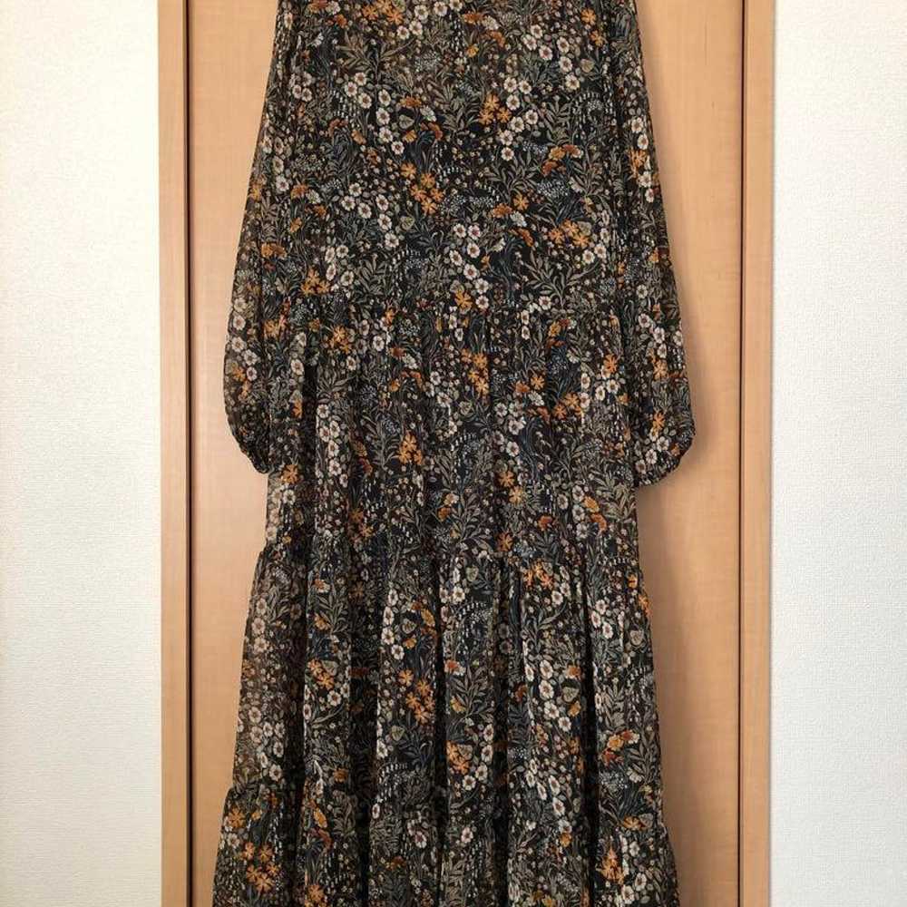 【Excellent Condition】H&M Floral Long Dress Black - image 2