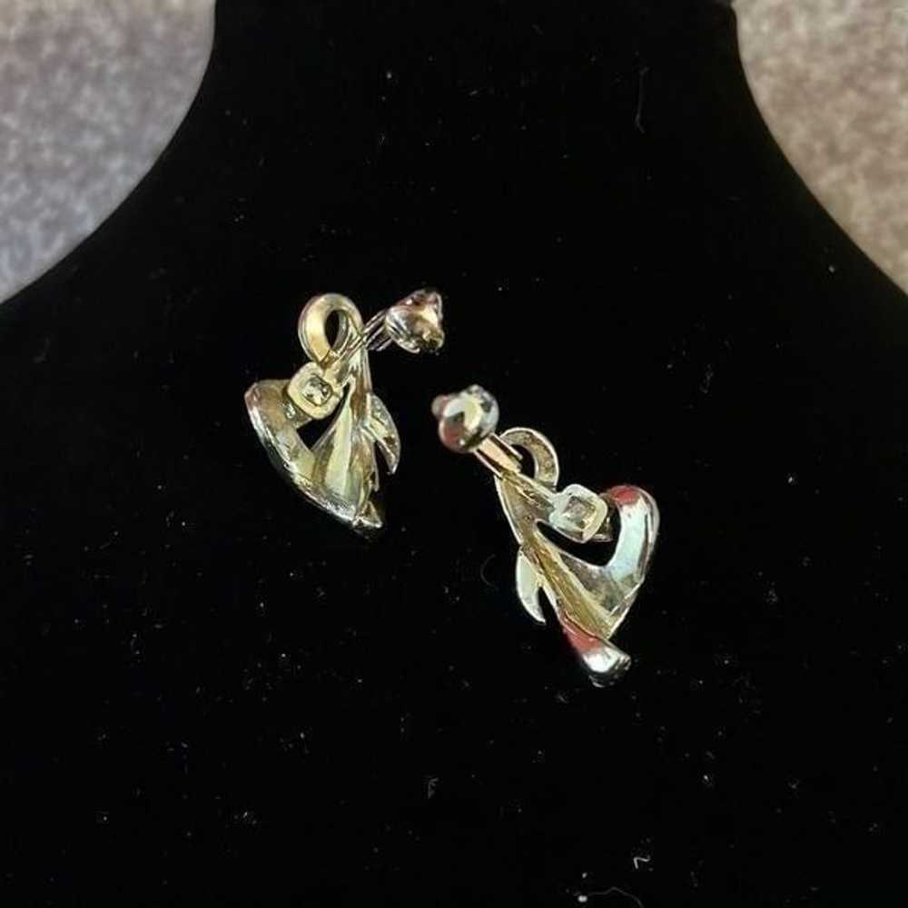 Vintage gold clip on earrings - image 2