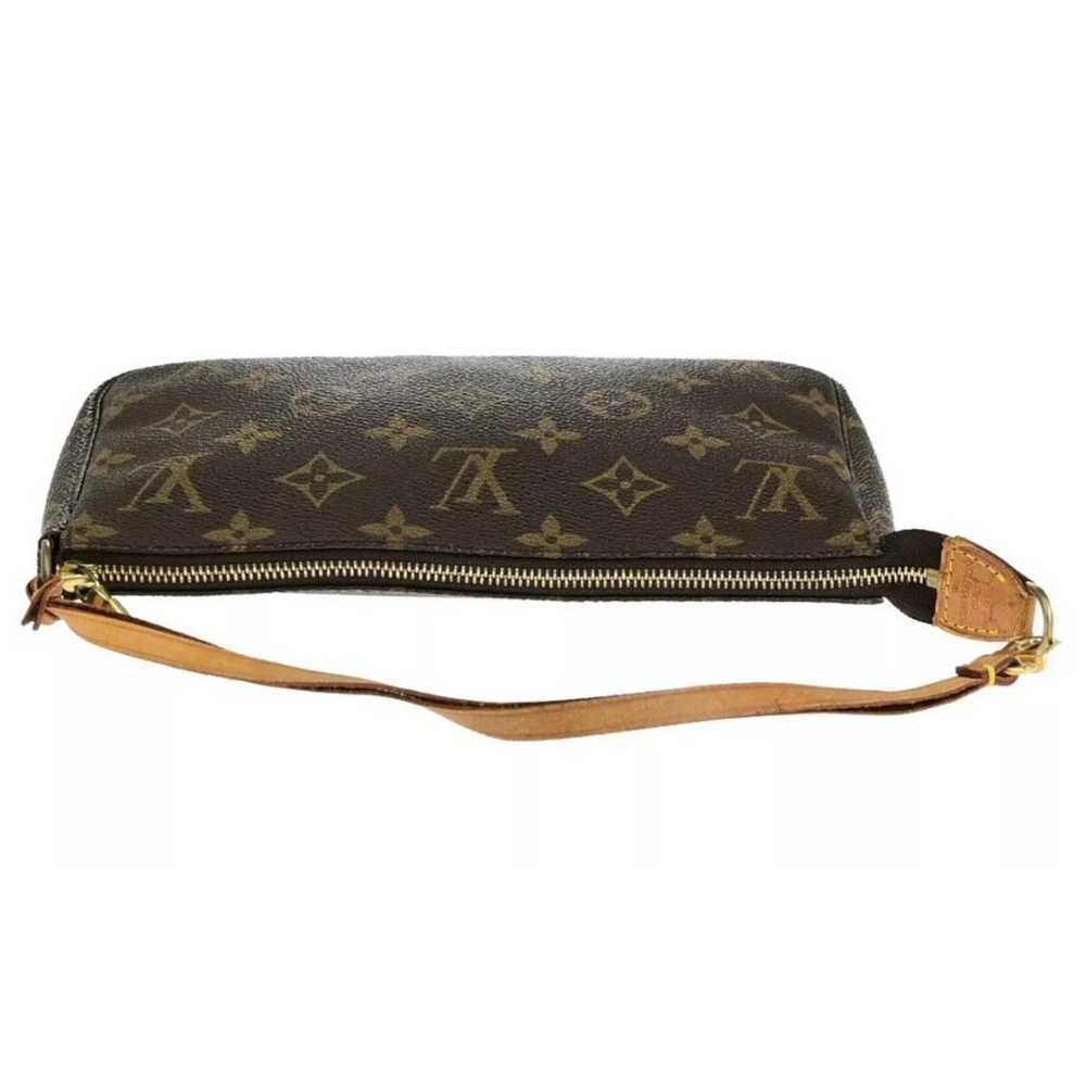 Louis Vuitton Pochette Accessoire leather handbag - image 5