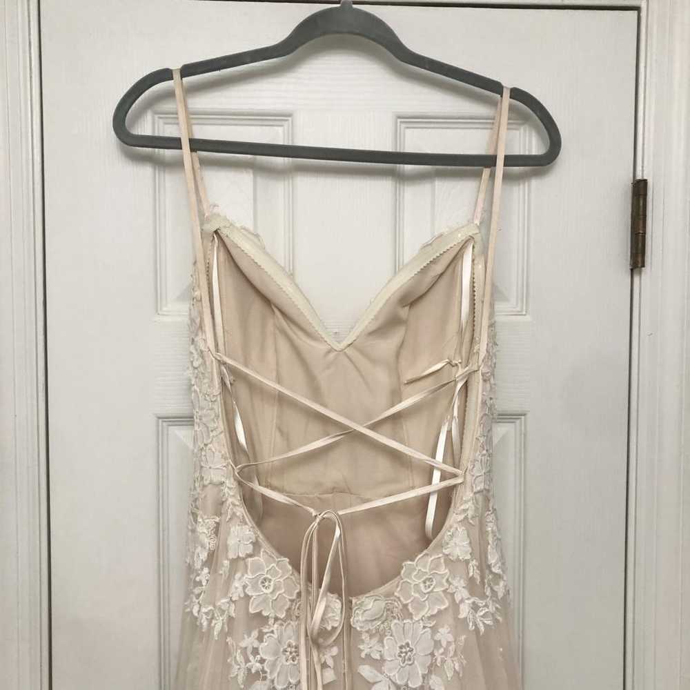 Non Signé / Unsigned Lace maxi dress - image 4