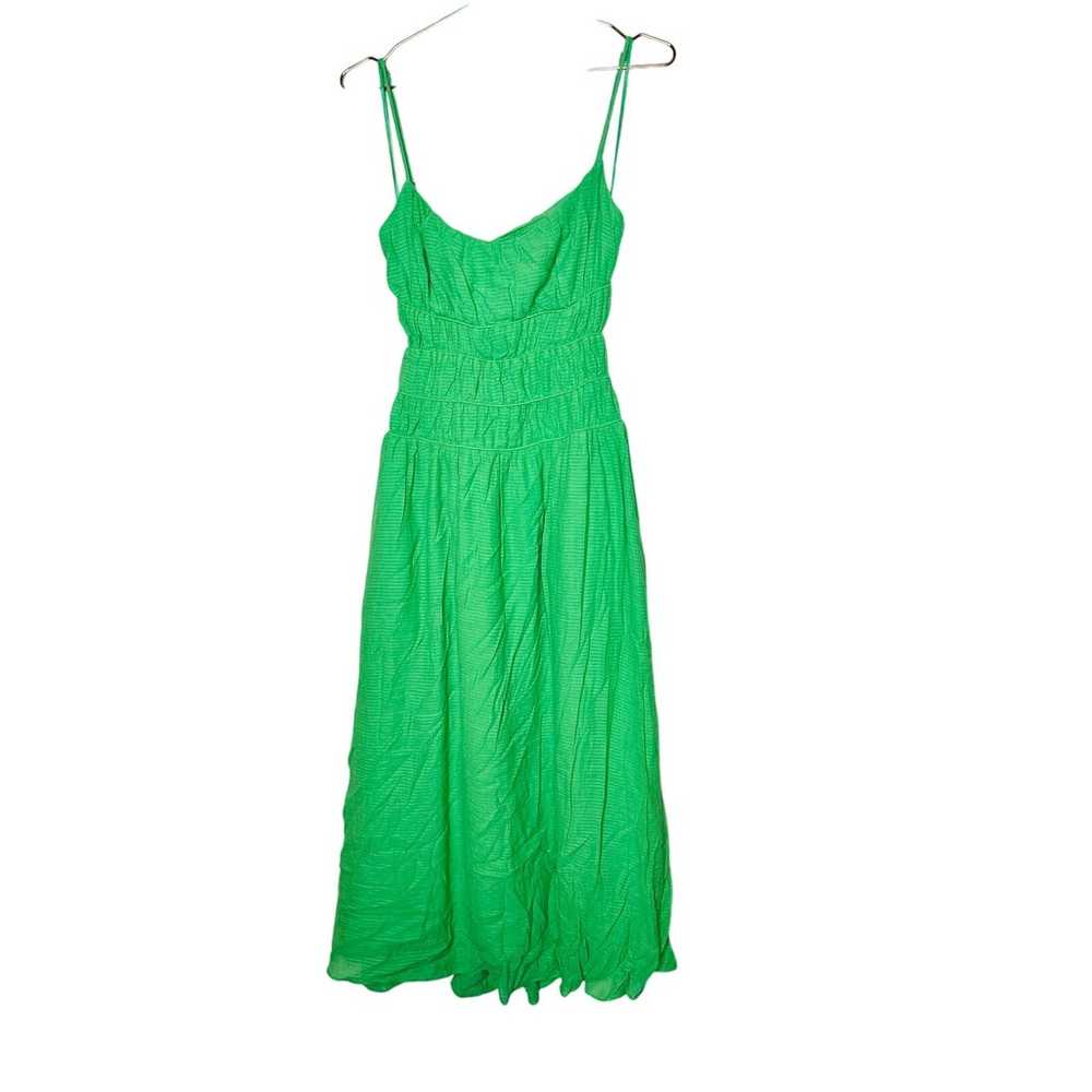 ASTR Kelly Green Andrina Smocked Midi Open Back B… - image 5