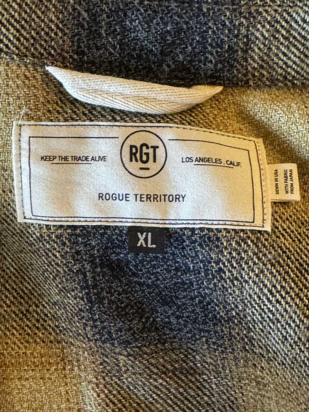 Rogue Territory Rogue Territory BM Shirt - Gold O… - image 6