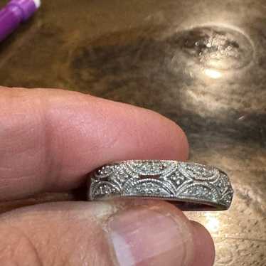 Sterling silver and diamonds ring