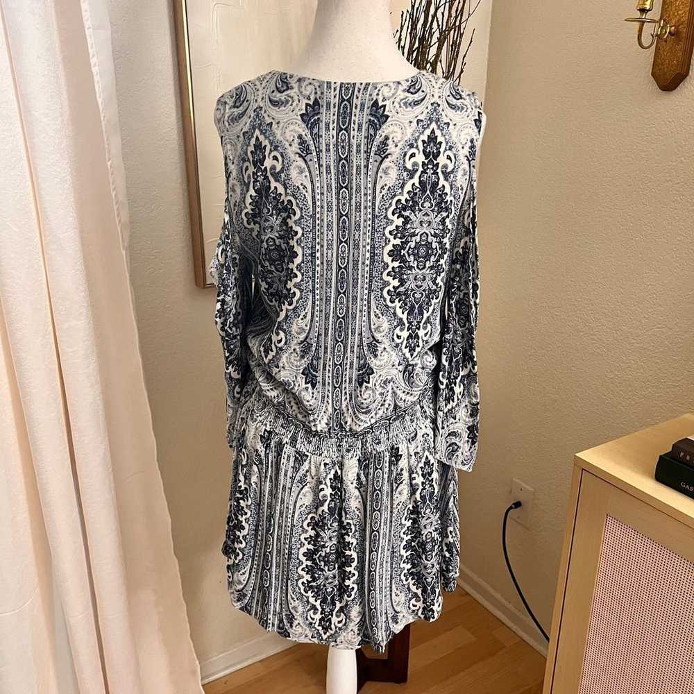 Alice & Olivia Blue Paisley Jolene Cold Shoulder … - image 5