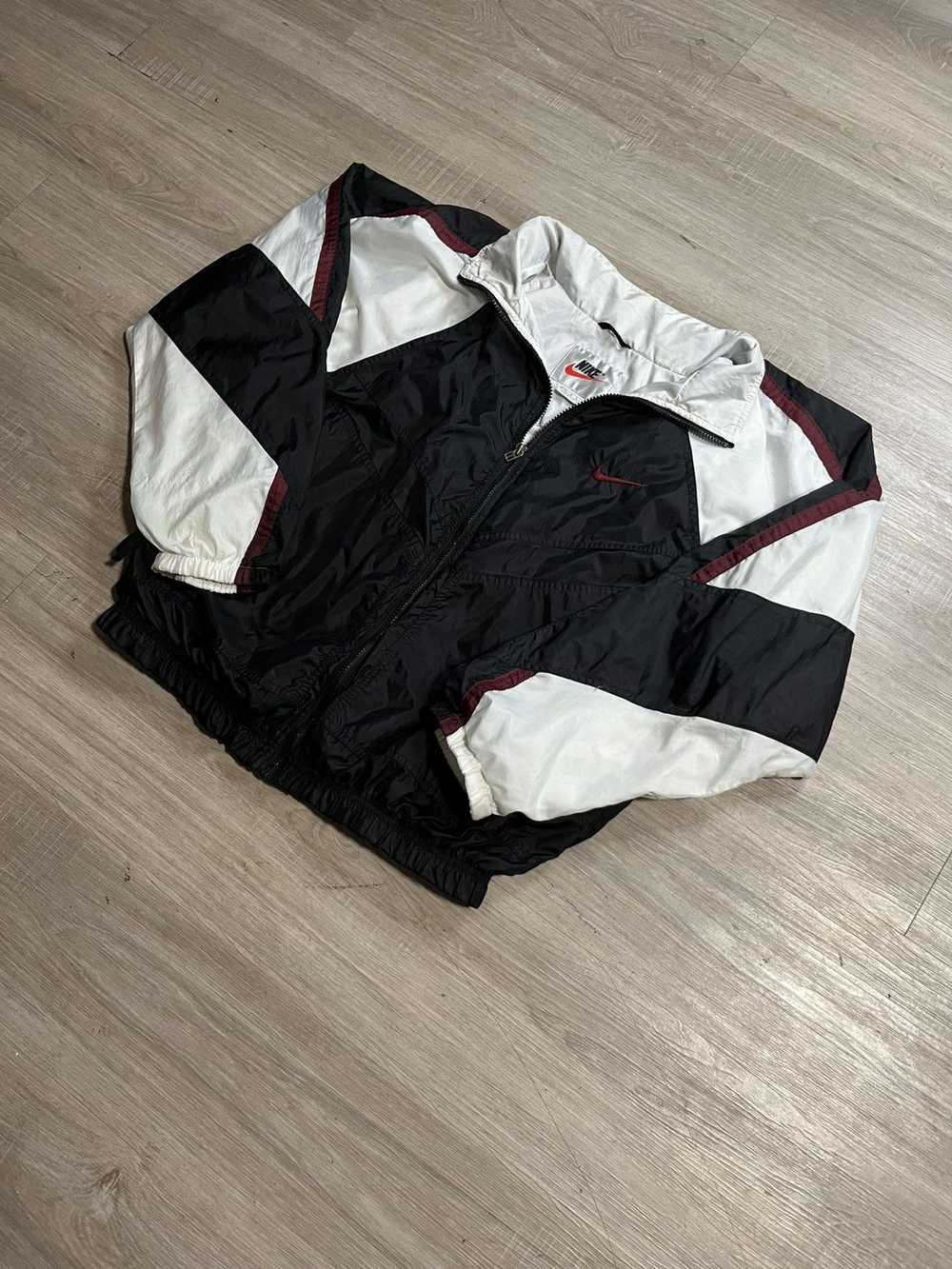 Nike × Vintage Vintage Nike Windbreaker Jacket - image 2