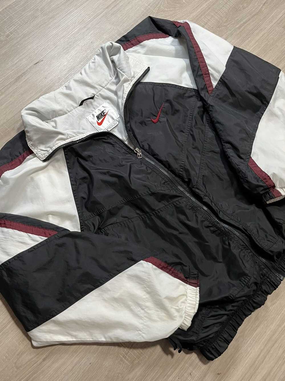 Nike × Vintage Vintage Nike Windbreaker Jacket - image 5