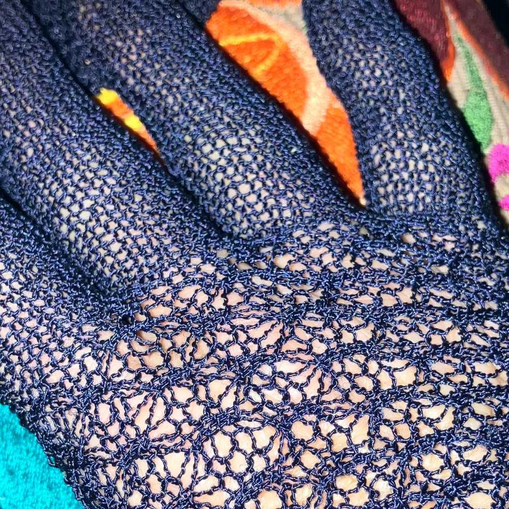 -4 pairs of Vintage Crochet Gloves & sheer  Mid C… - image 9