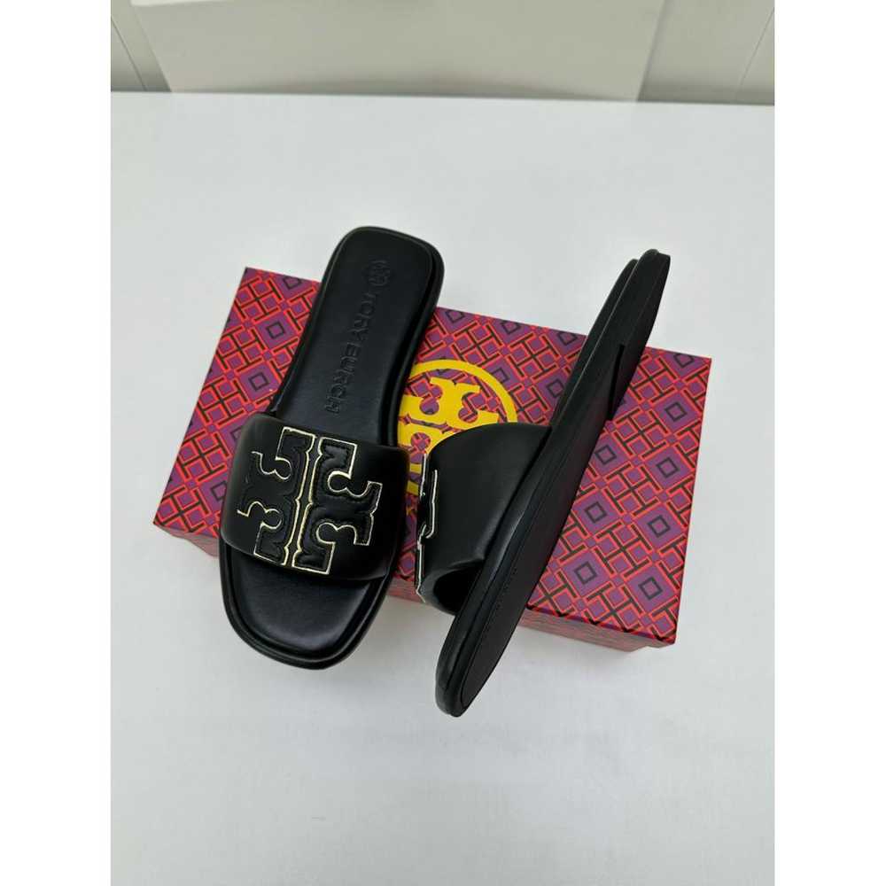 Tory Burch Leather flip flops - image 5