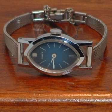 Pre-Owned Vintage Women’s Timex Hand Wind Dress W… - image 1