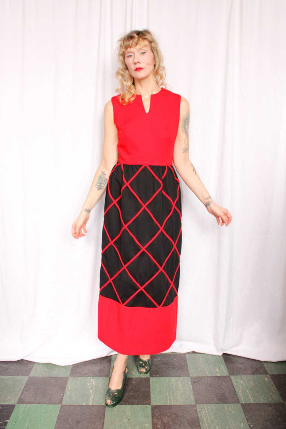 1960s Red & Black Diamond Pattern Maxi Dress - Sm… - image 9