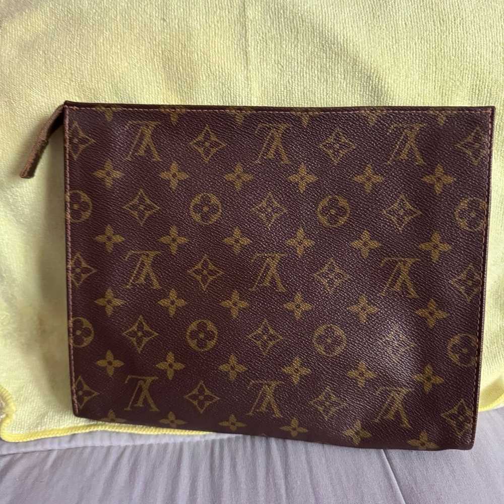 Louis Vuitton Vintage Toiletry Pouch 26 - image 2