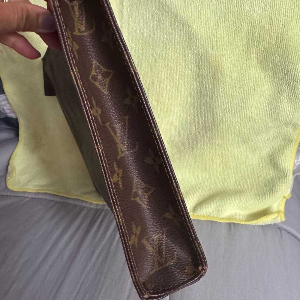 Louis Vuitton Vintage Toiletry Pouch 26 - image 3