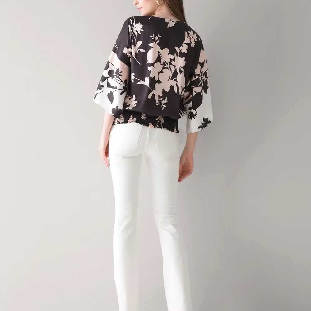 NWOT WHBM M Kimono style blouse - image 4