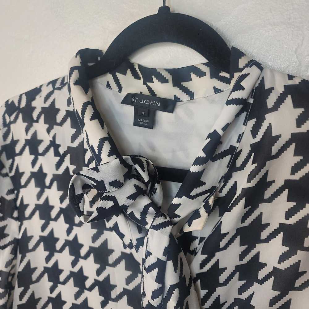 St. John Black/White Houndstooth Silk Blouse - image 3