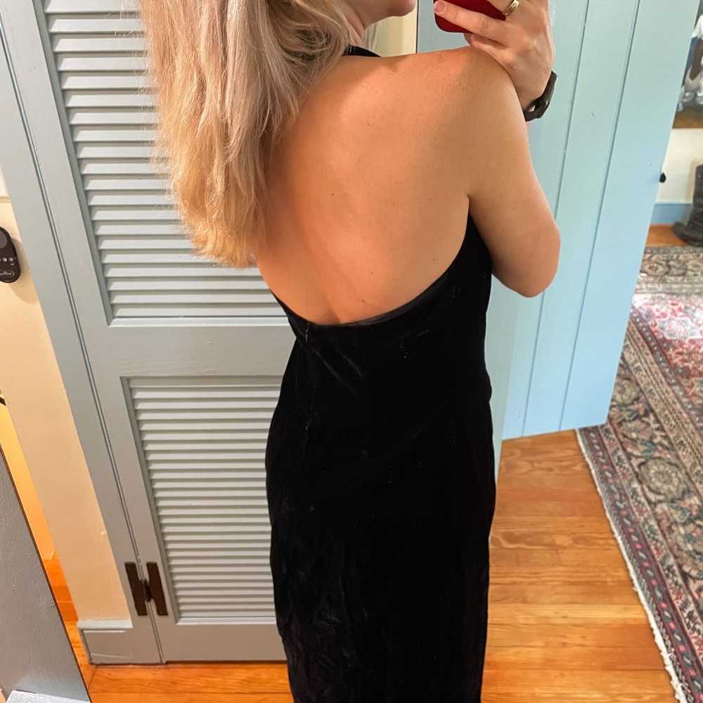 *VINTAGE* Long Black Velvet Backless Gown - image 9