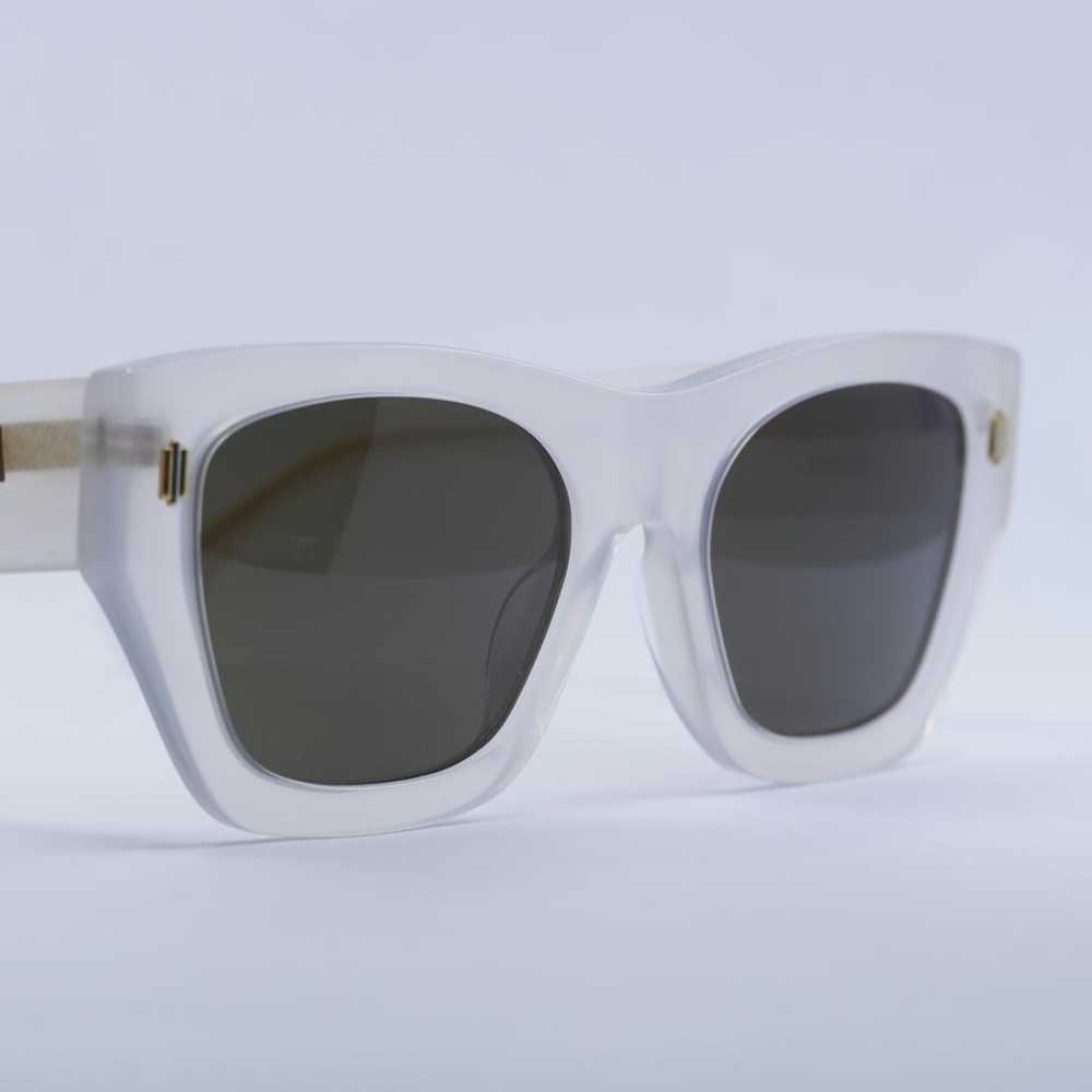 Fendi Sunglasses - image 9