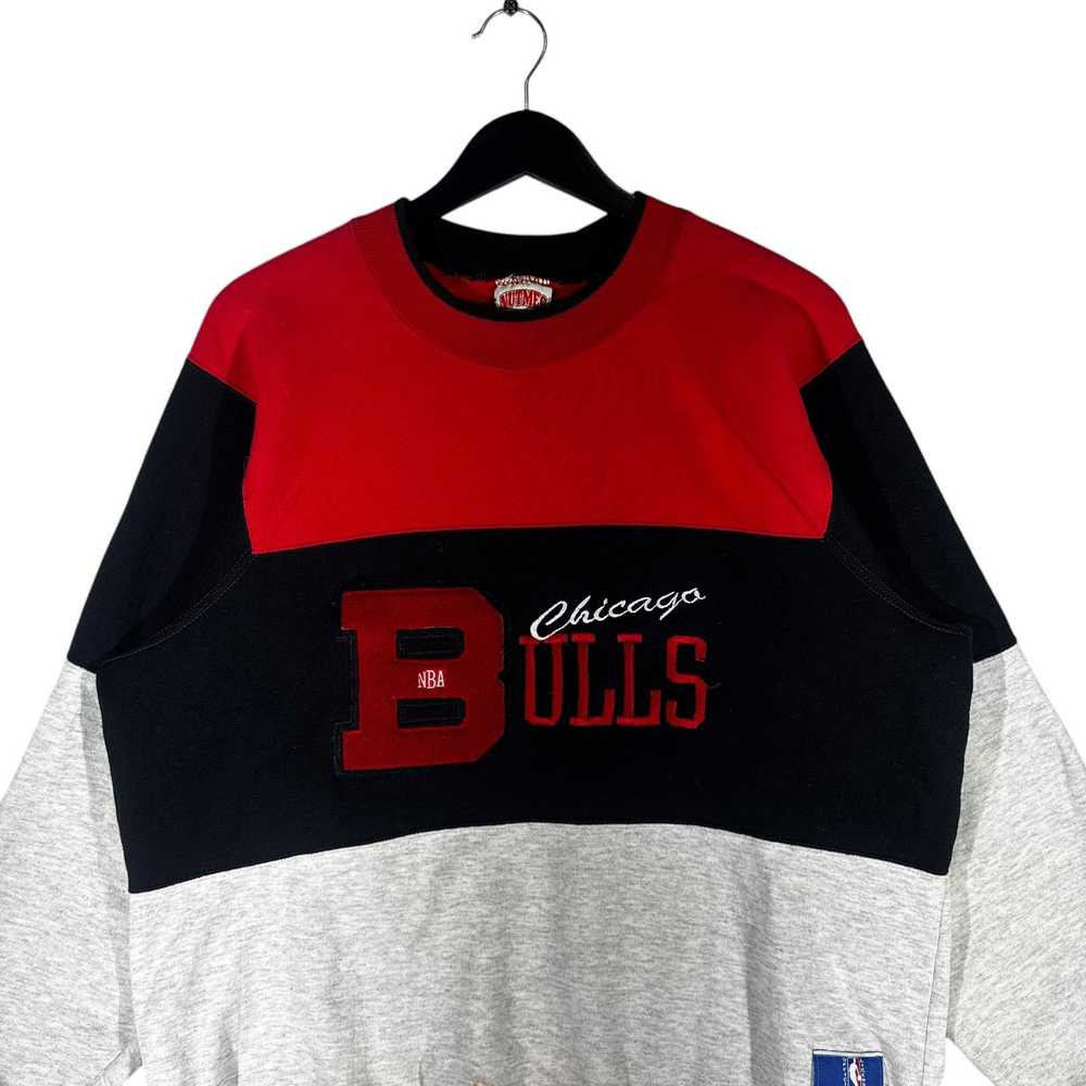 Nutmeg Vintage Nutmeg Chicago Bulls Embroidered N… - image 2