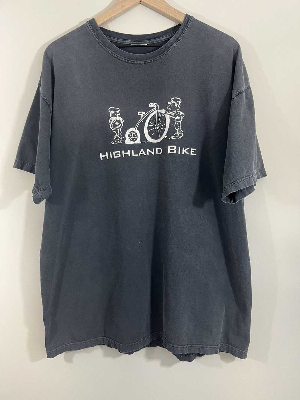 Vintage Sun Faded Highland Bike Shop Distressed T… - image 1