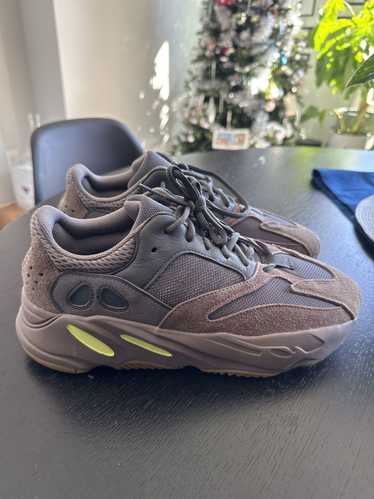 Adidas × Yeezy Season Adidas Yeezy Boost 700 Mauv… - image 1