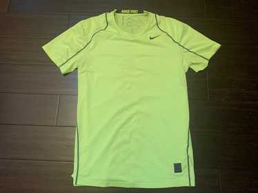 Nike Pro Combat Dri-FIT セットアップXL 紫/黄 Nike Pro Combat Dri-FIT セットアップXL 紫/黄